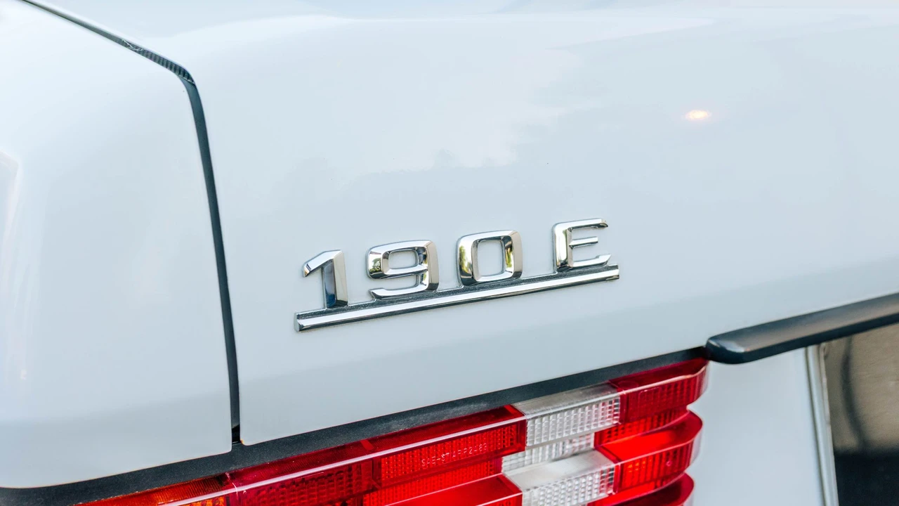 1988 Mercedes-Benz 190E - Image 30 of 31