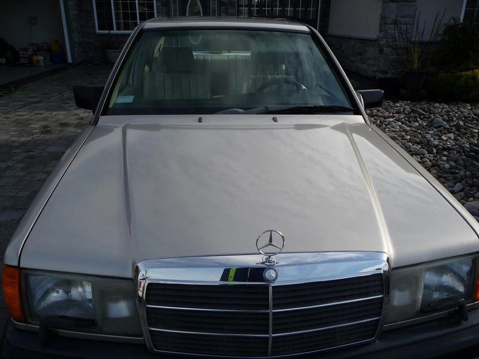 1988 Mercedes-Benz 190E - Image 19 of 31
