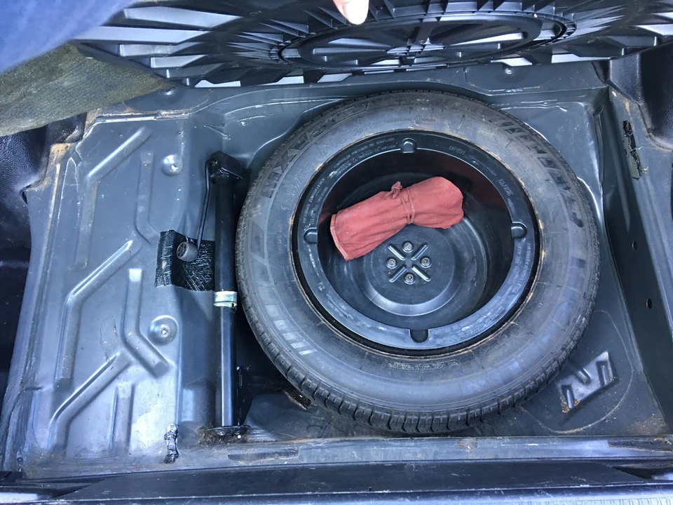 1988 Mercedes-Benz 190E - Image 16 of 31