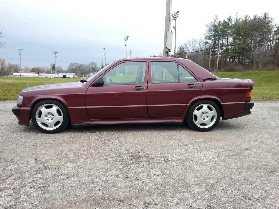 1988 Mercedes-Benz 190E - Image 8 of 31