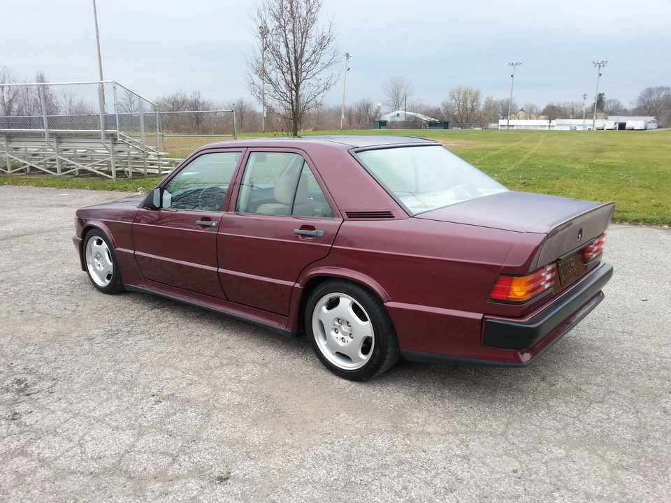 1988 Mercedes-Benz 190E - Image 9 of 31