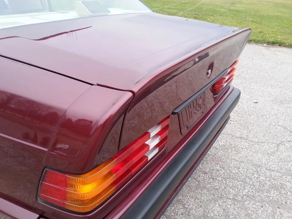 1988 Mercedes-Benz 190E - Image 22 of 31