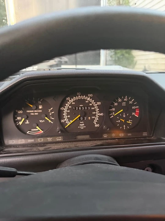 1988 Mercedes-Benz W124 E-Class - Image 4 of 8