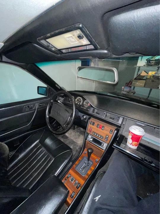 1988 Mercedes-Benz W124 E-Class - Image 12 of 12