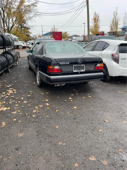 1988 Mercedes-Benz W124 E-Class - Image 5 of 12