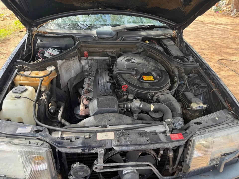 1988 Mercedes-Benz W124 E-Class - Image 11 of 11
