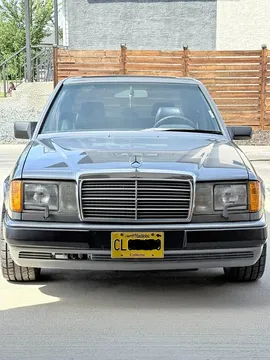1988 Mercedes-Benz 300 E