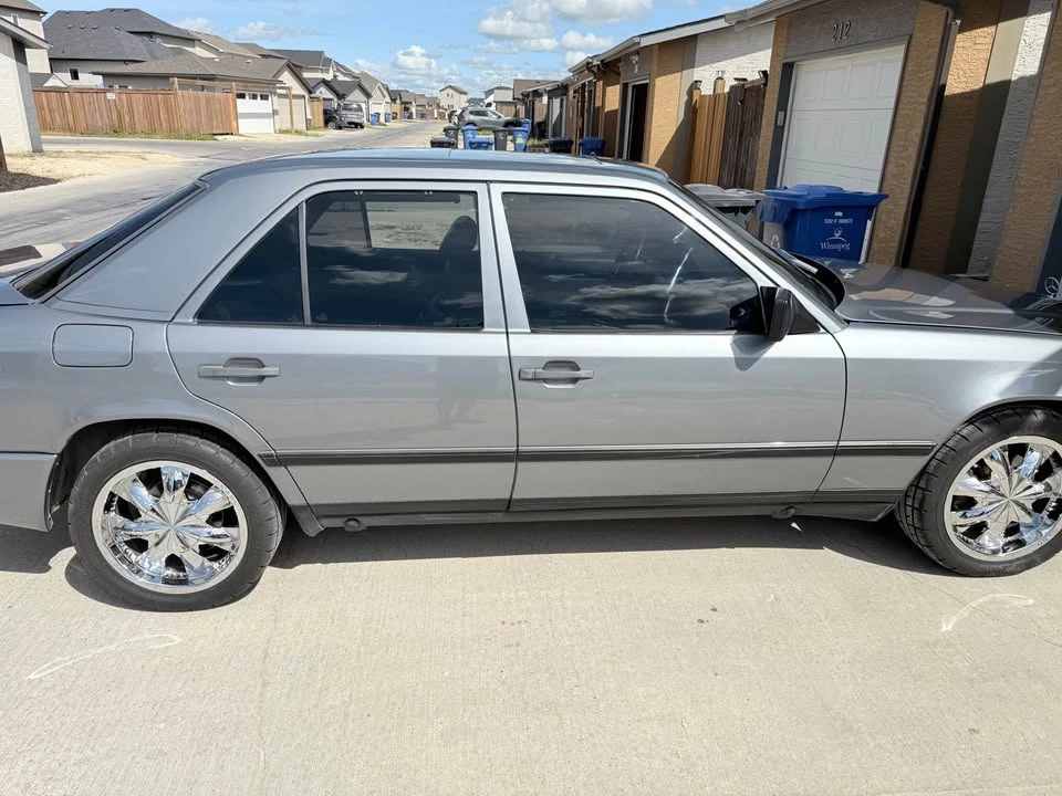 1988 Mercedes-Benz W124 E-Class - Image 3 of 20