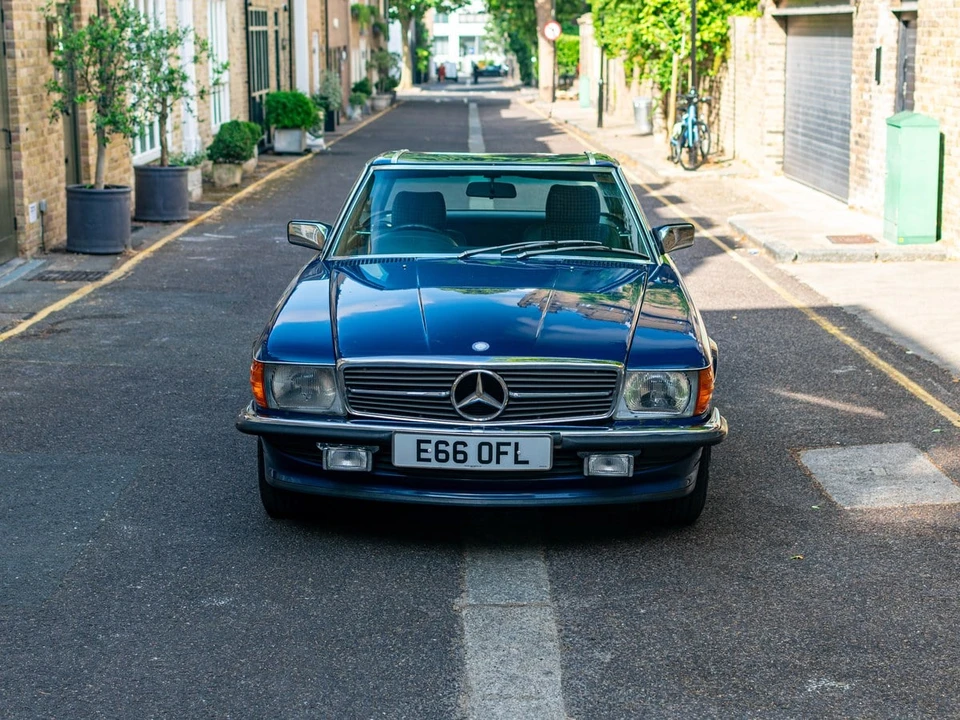 1988 Mercedes-Benz R107 SL-Class - Image 9 of 30