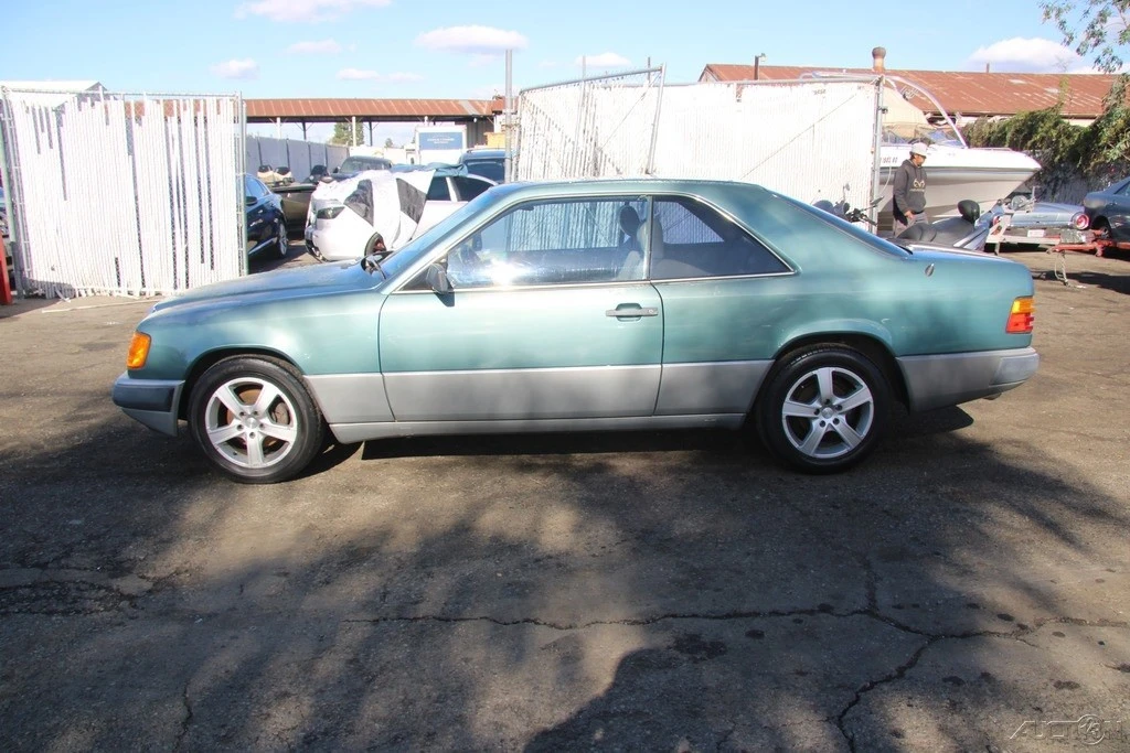 1988 Mercedes-Benz W124 E-Class - Image 3 of 21