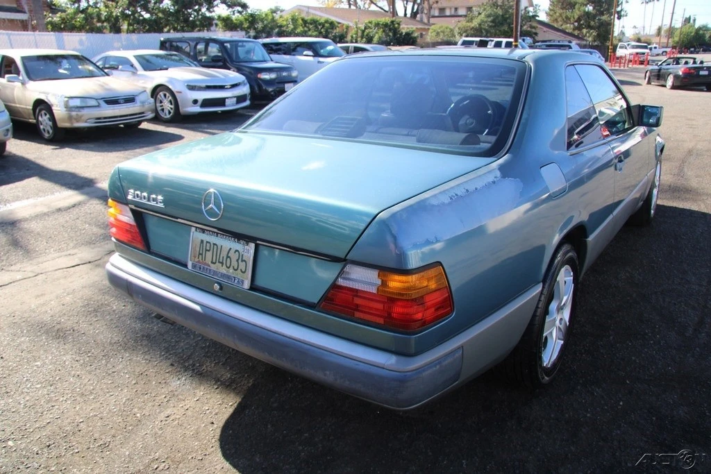 1988 Mercedes-Benz W124 E-Class - Image 6 of 21