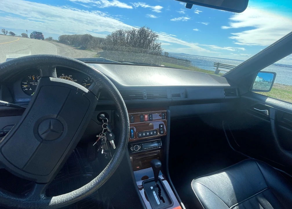 1988 Mercedes-Benz W124 E-Class - Image 7 of 14
