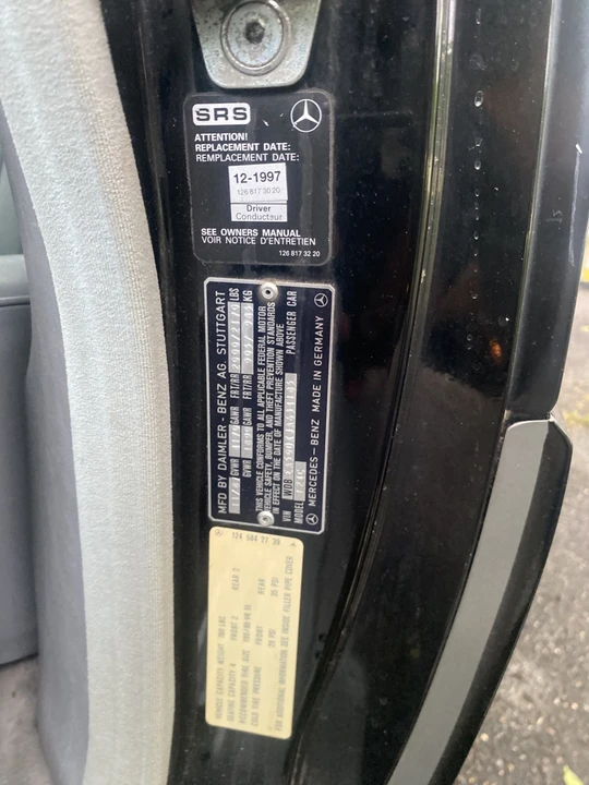 1988 Mercedes-Benz W124 E-Class - Image 21 of 25