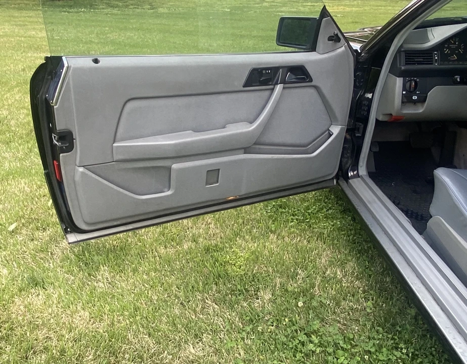 1988 Mercedes-Benz W124 E-Class - Image 5 of 25