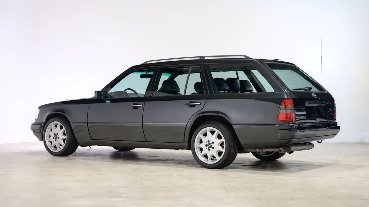 1988 Mercedes-Benz W124 E-Class - Image 4 of 31