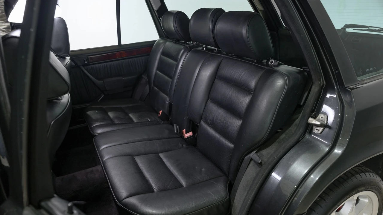 1988 Mercedes-Benz W124 E-Class - Image 9 of 31