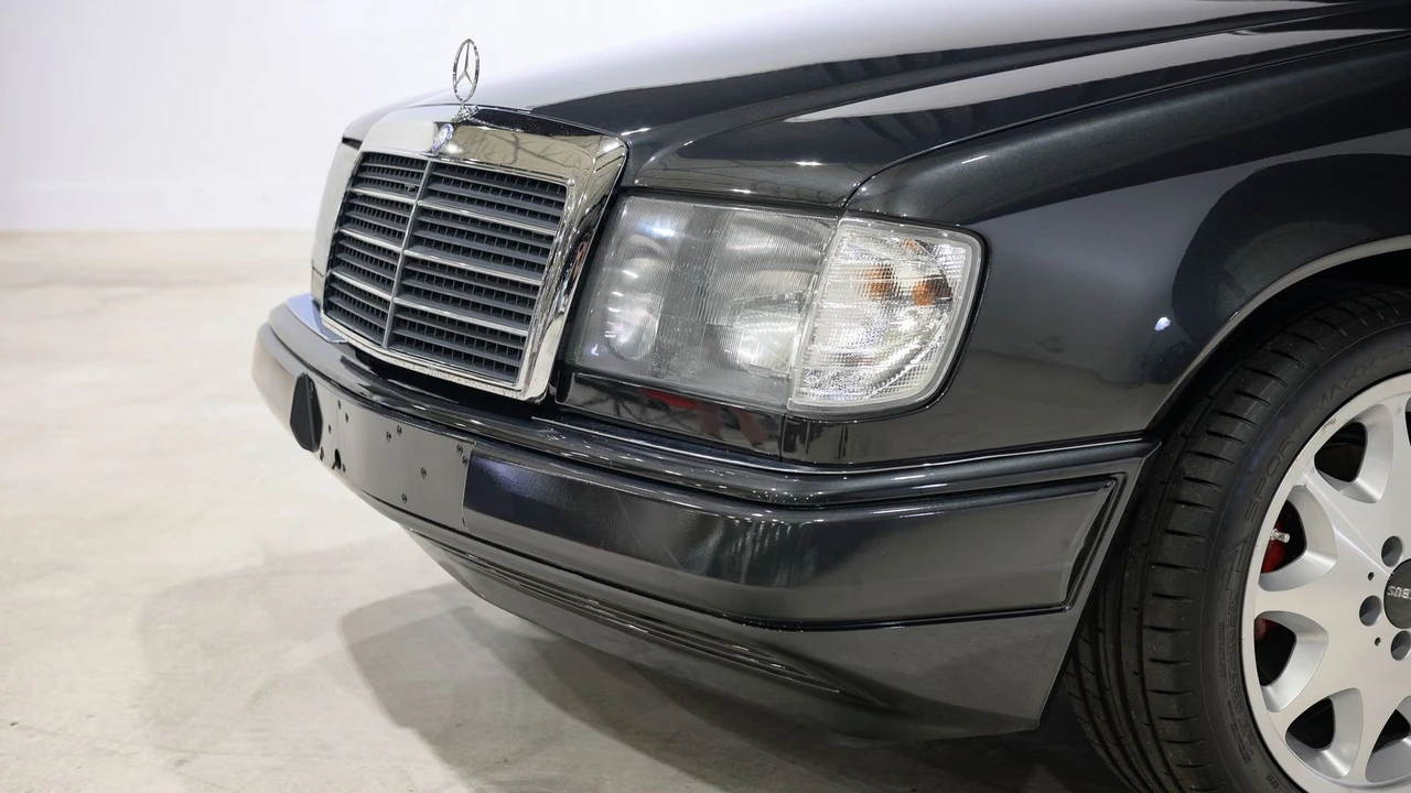 1988 Mercedes-Benz W124 E-Class - Image 31 of 31