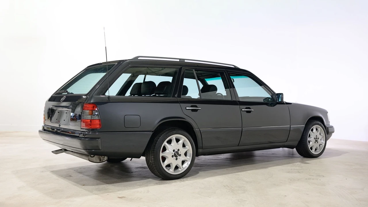 1988 Mercedes-Benz W124 E-Class - Image 14 of 31