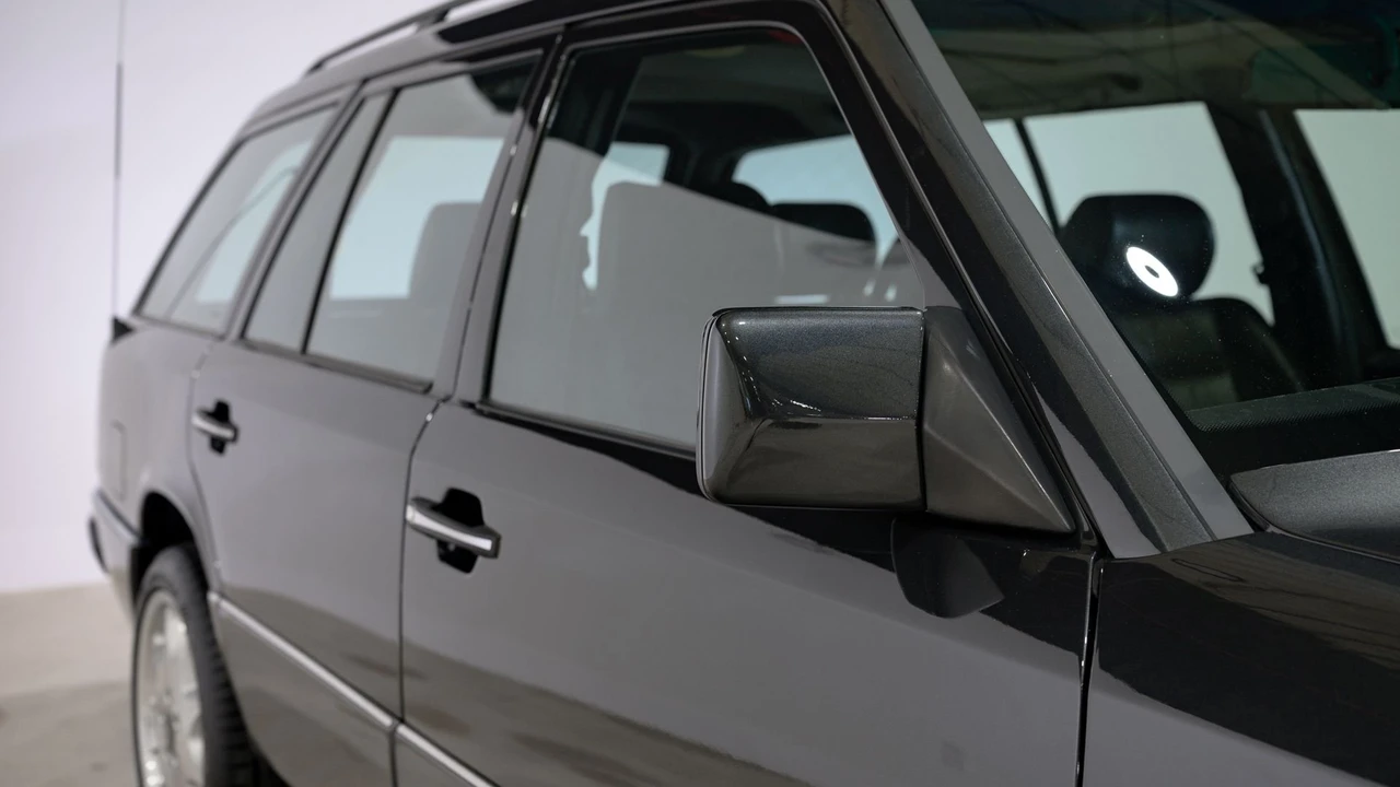 1988 Mercedes-Benz W124 E-Class - Image 20 of 31