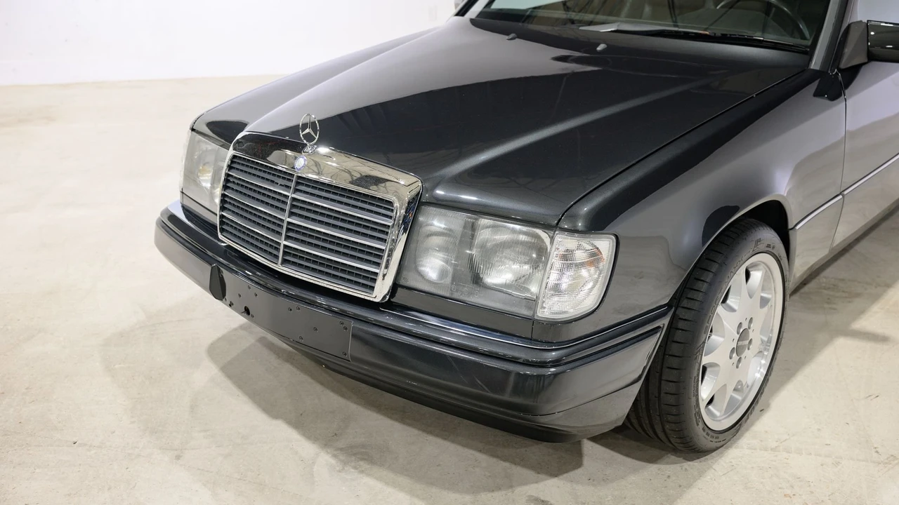 1988 Mercedes-Benz W124 E-Class - Image 19 of 31
