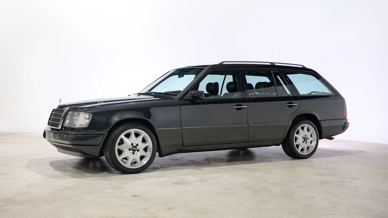 1988 Mercedes-Benz W124 E-Class - Image 18 of 31