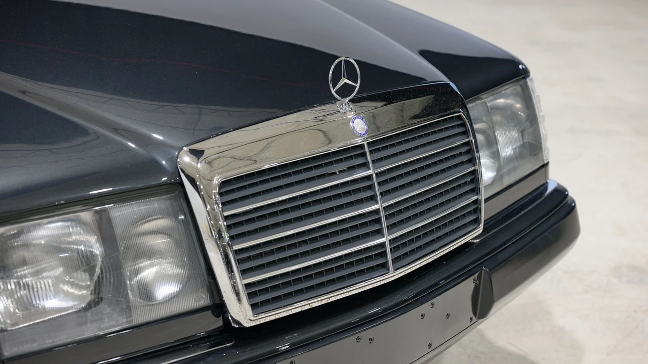 1988 Mercedes-Benz W124 E-Class - Image 29 of 31