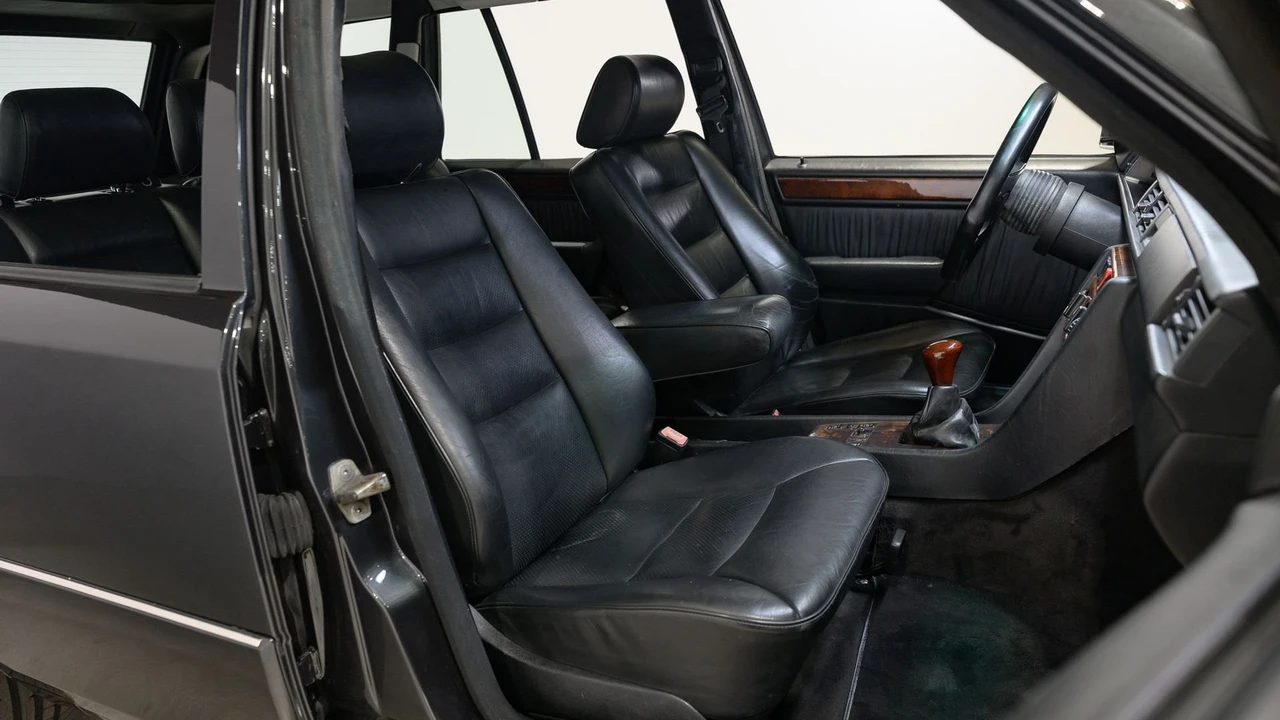 1988 Mercedes-Benz W124 E-Class - Image 7 of 31