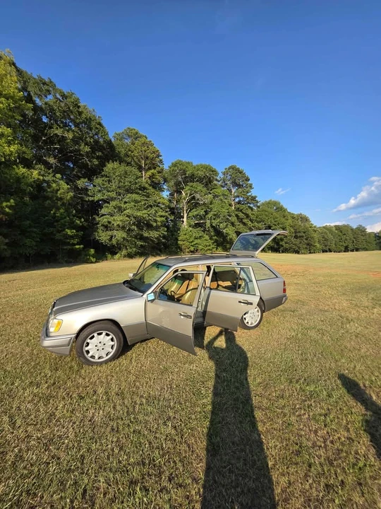 1988 Mercedes-Benz W124 E-Class - Image 17 of 20
