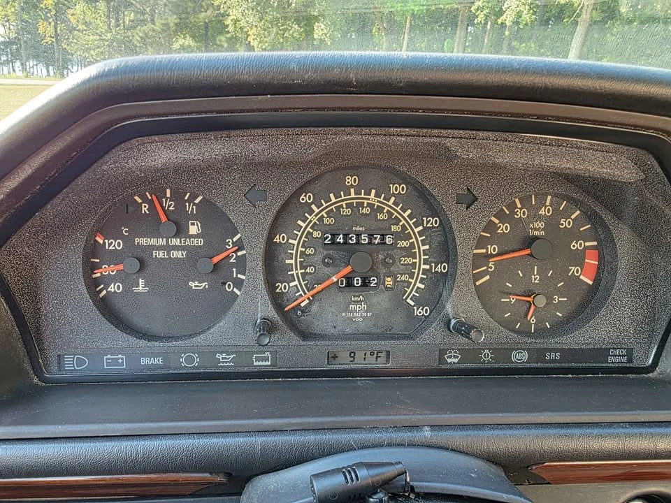 1988 Mercedes-Benz W124 E-Class - Image 8 of 20