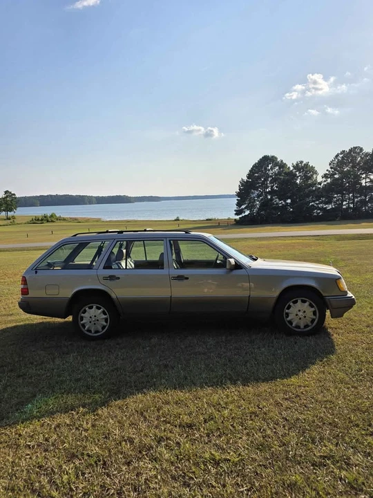 1988 Mercedes-Benz W124 E-Class - Image 3 of 20