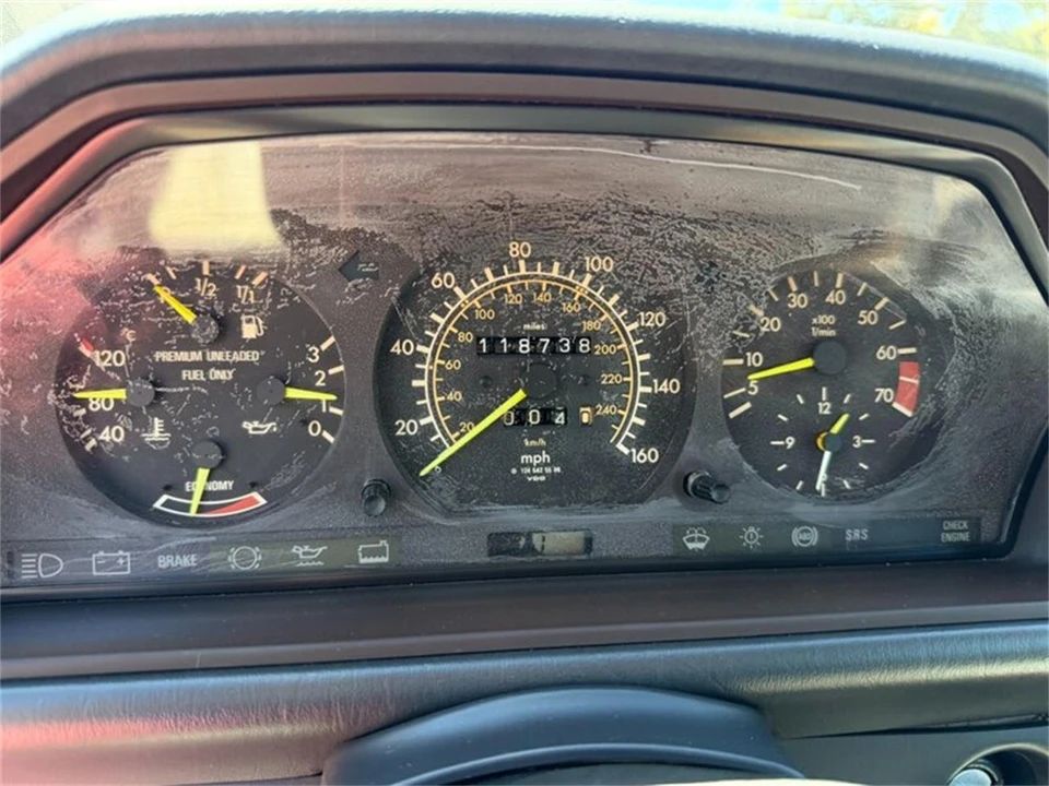 1988 Mercedes-Benz 190E - Image 26 of 31