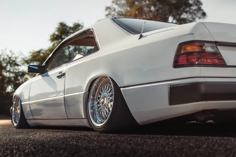 1988 Mercedes-Benz W124 E-Class - Image 4 of 8