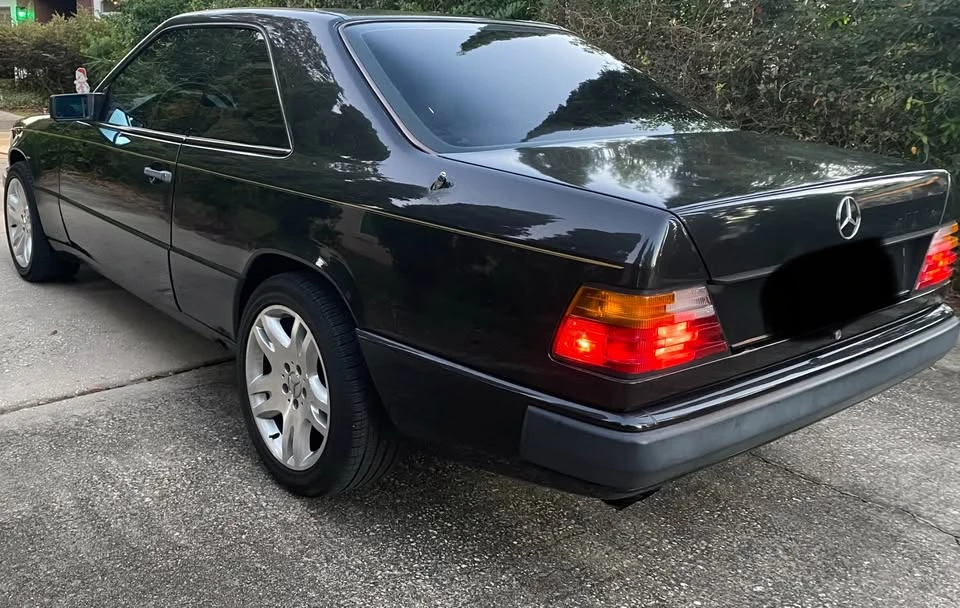 1988 Mercedes-Benz W124 E-Class - Image 4 of 11