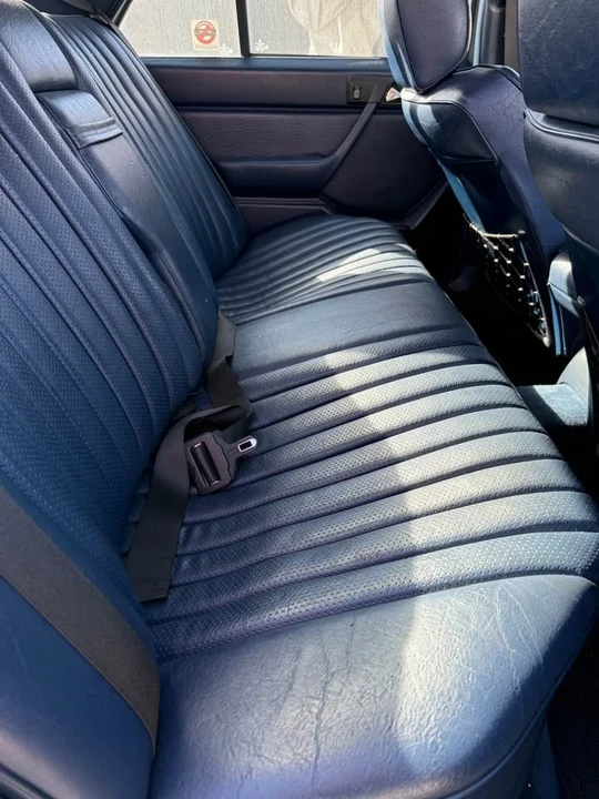 1988 Mercedes-Benz W124 E-Class - Image 7 of 12