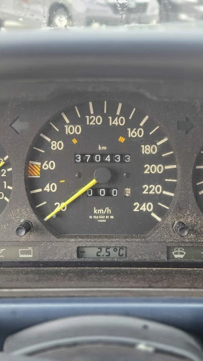 1988 Mercedes-Benz W124 E-Class - Image 8 of 8