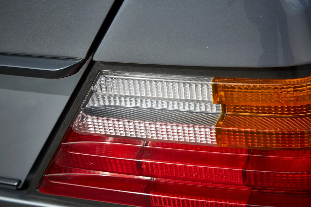 1988 Mercedes-Benz W124 E-Class - Image 31 of 31