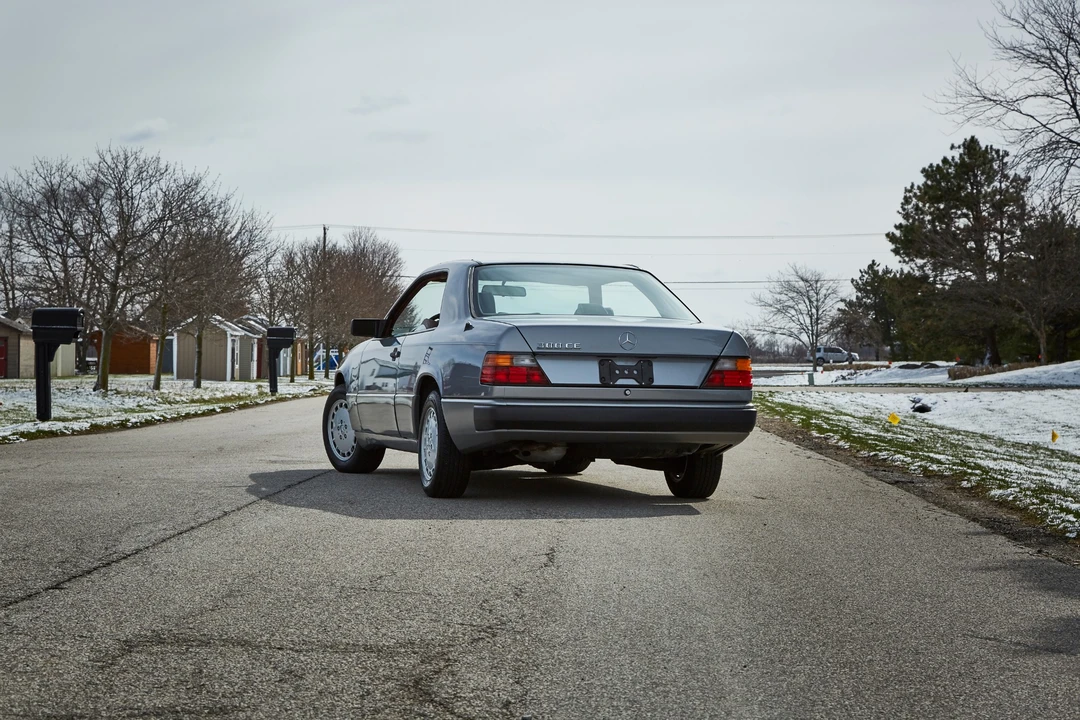 1988 Mercedes-Benz W124 E-Class - Image 12 of 31