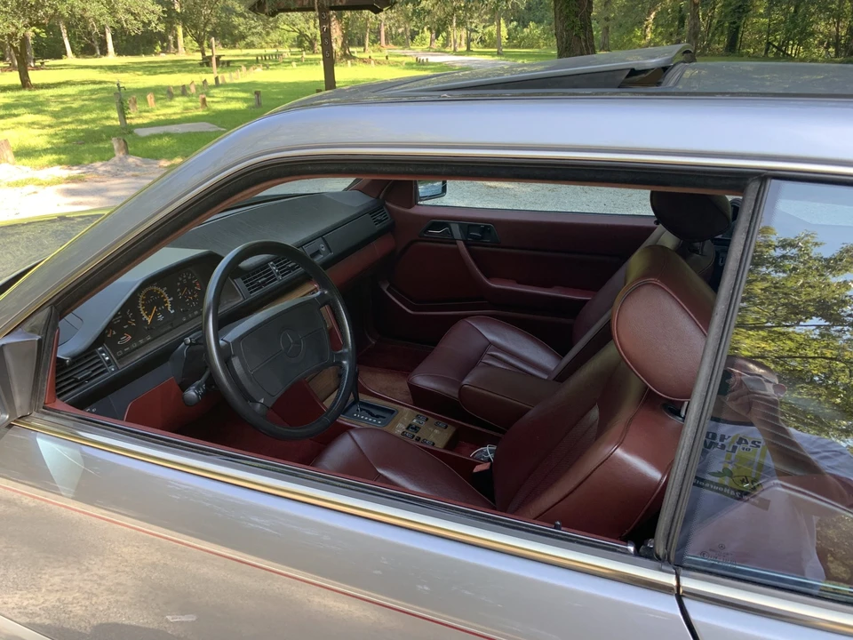 1988 Mercedes-Benz W124 E-Class - Image 19 of 31
