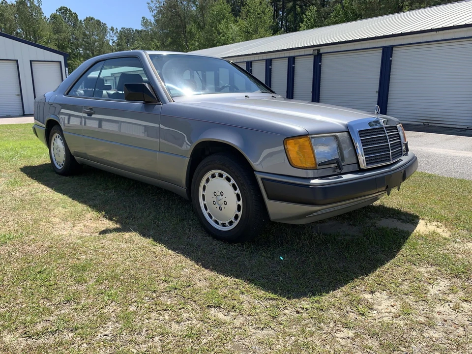 1988 Mercedes-Benz W124 E-Class - Image 4 of 31