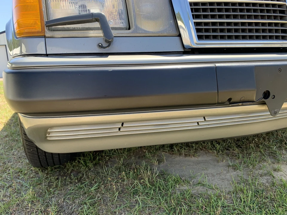 1988 Mercedes-Benz W124 E-Class - Image 30 of 31