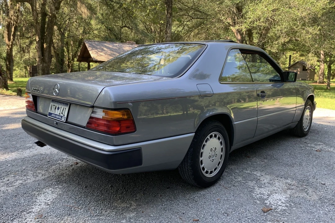 1988 Mercedes-Benz W124 E-Class - Image 16 of 31