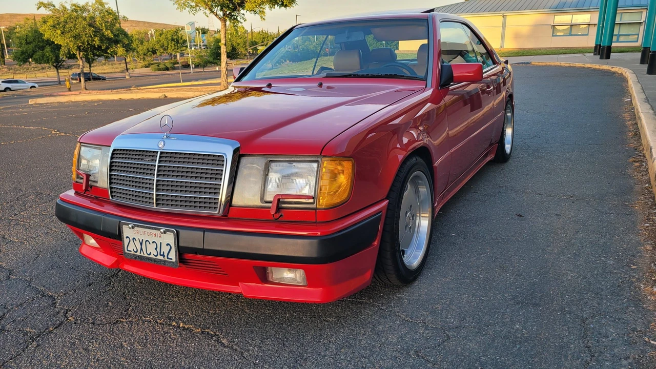 1988 Mercedes-Benz W124 E-Class - Image 2 of 31