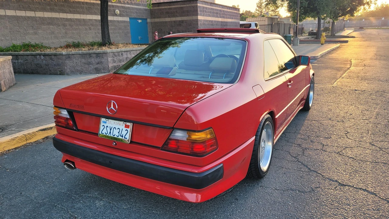 1988 Mercedes-Benz W124 E-Class - Image 14 of 31