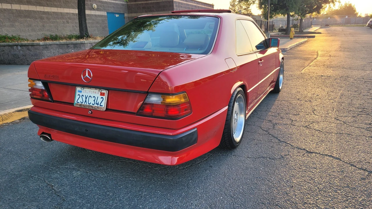 1988 Mercedes-Benz W124 E-Class - Image 13 of 31