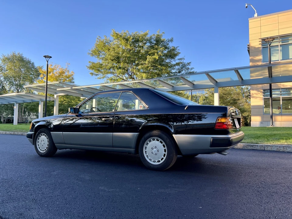1988 Mercedes-Benz W124 E-Class - Image 5 of 31