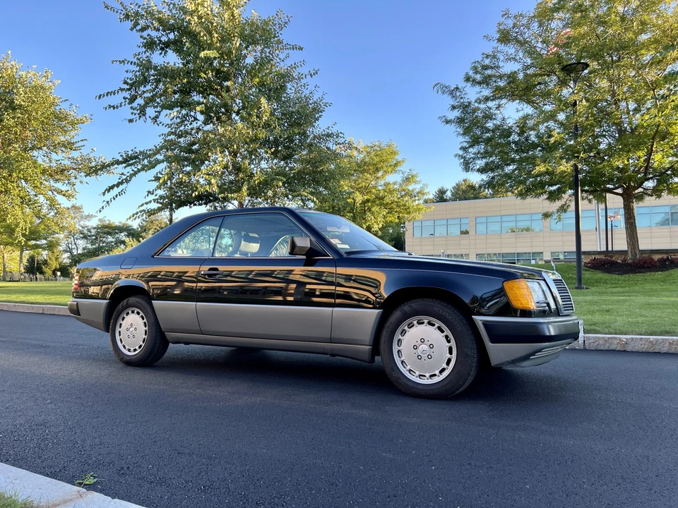 1988 Mercedes-Benz W124 E-Class - Image 11 of 31
