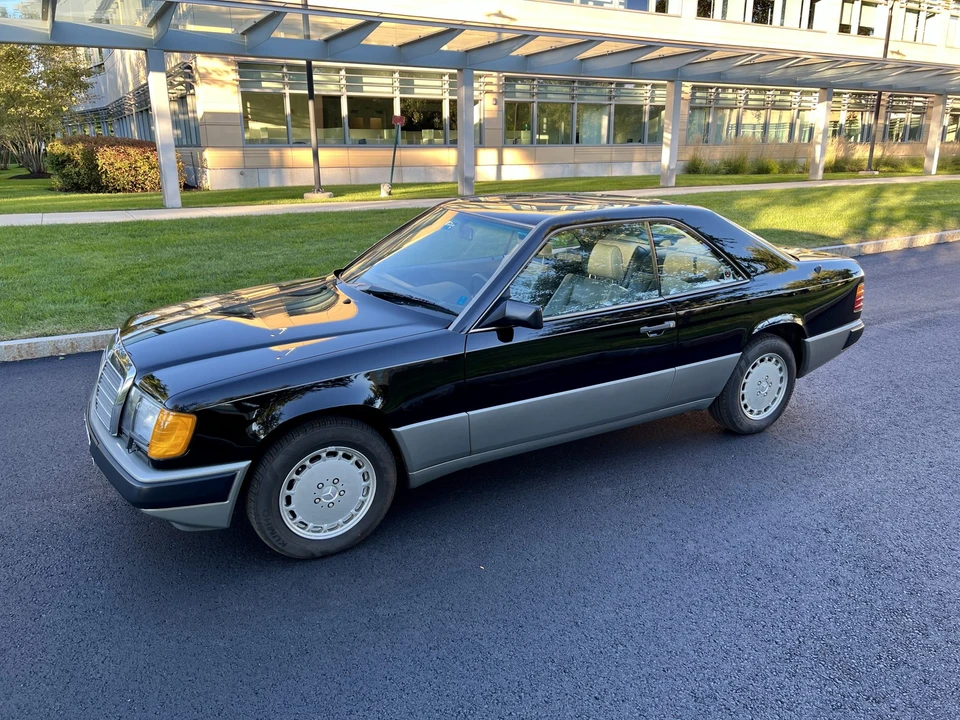 1988 Mercedes-Benz W124 E-Class - Image 16 of 31