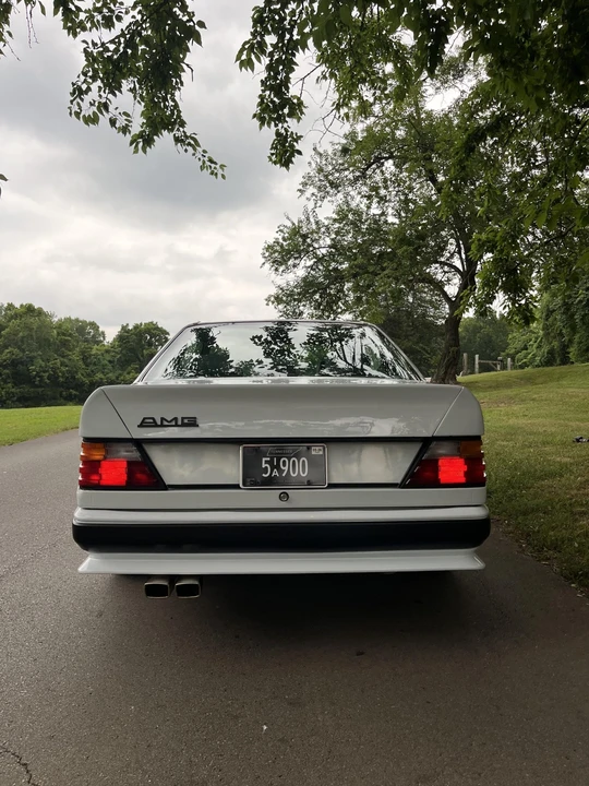 1988 Mercedes-Benz W124 E-Class - Image 20 of 31