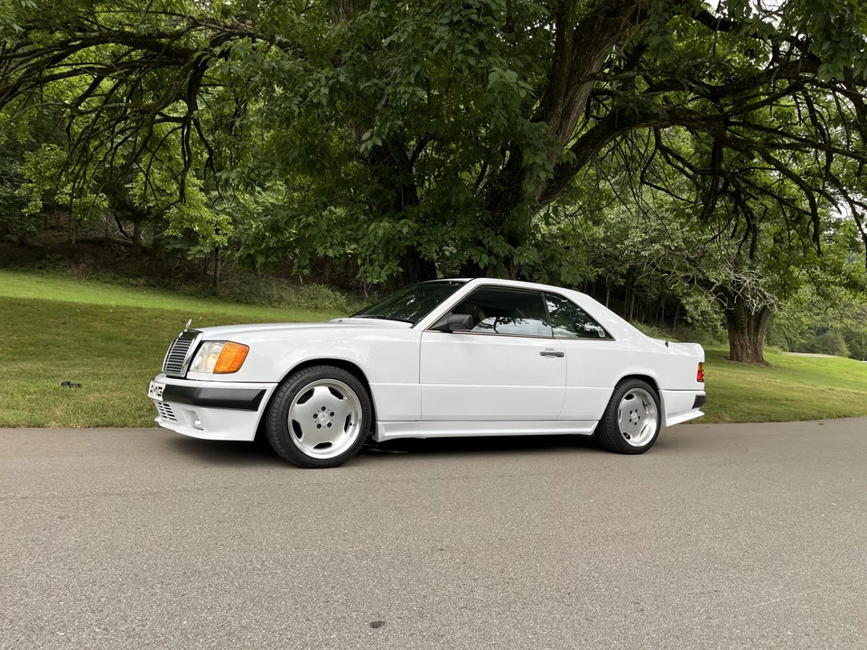 1988 Mercedes-Benz W124 E-Class - Image 23 of 31