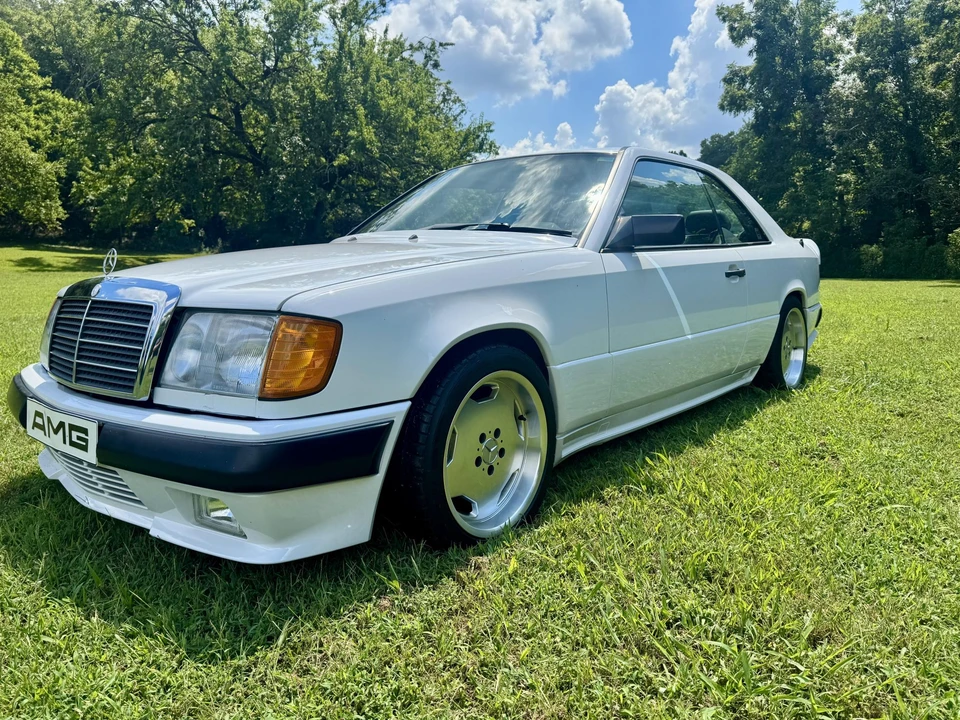 1988 Mercedes-Benz W124 E-Class - Image 2 of 31